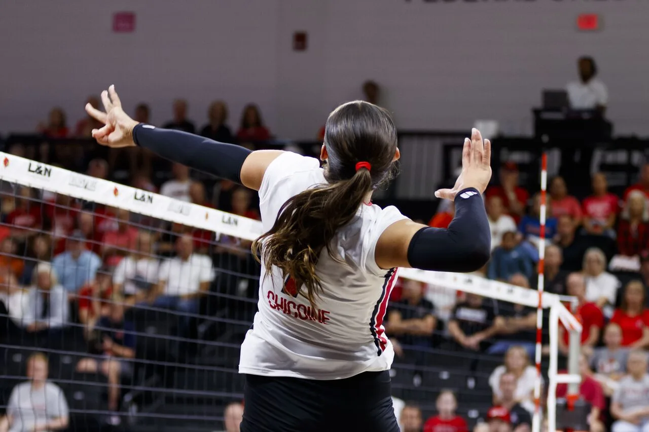 Volleyball: Louisville vs Auburn